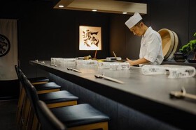 鮨　一利
